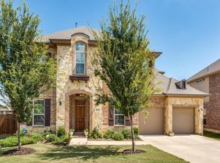 4013 Autumn Path Rd, Denton, TX 76208