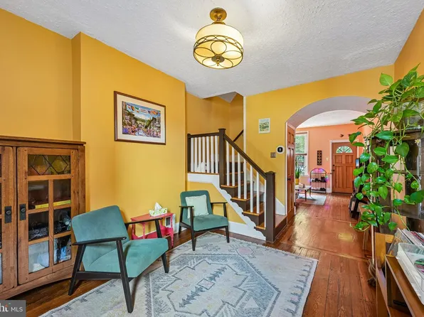 3721 Stanton St, Philadelphia, PA 19129
