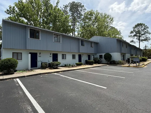 3600 SW 19th Ave APT 51, Gainesville, FL 32607