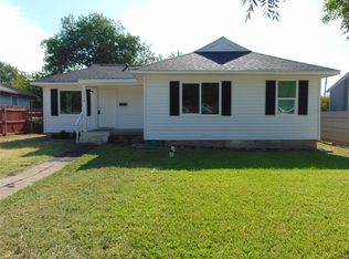 1214 NE 19th St, Grand Prairie, TX 75050