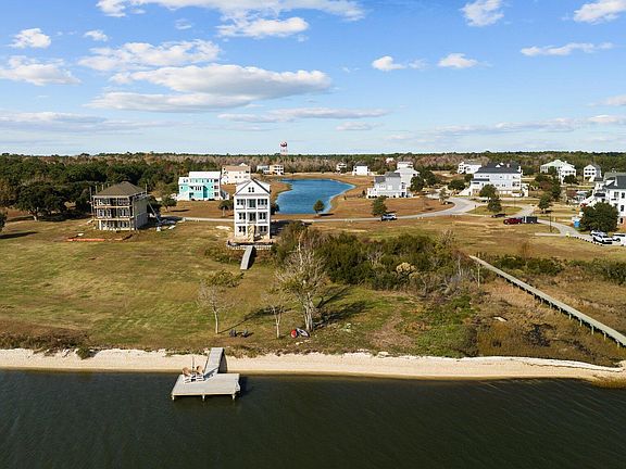 2nd image of 410 Kensington Place LOT 520