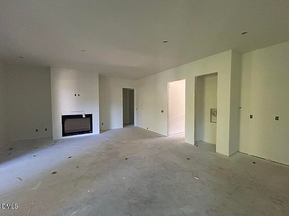 3rd image of 3804 Laurel Hills Rd