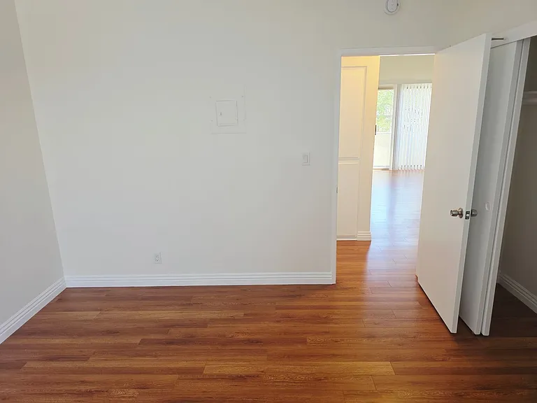 437 E. Cedar Ave — Photo 12