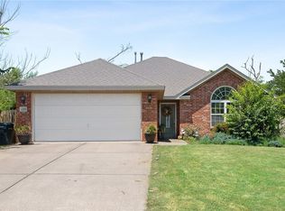 1209 Michael Ln, Siloam Springs, AR 72761