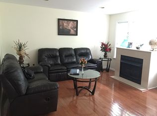102 Taggert Dr, Belle Mead, NJ 08502