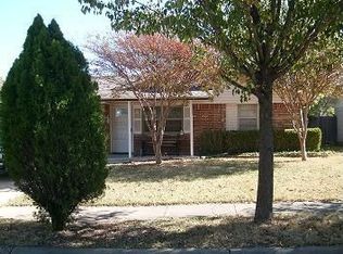204 N Bernice Dr, Garland, TX 75042