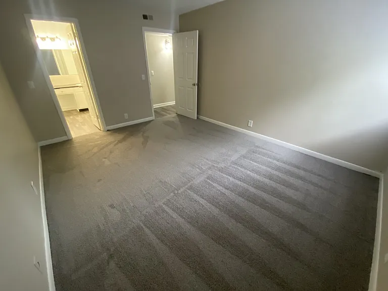 C102 Hickory Hill Ln #C102 — Photo 11