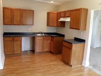 4th image of 2216 Nashville Ave