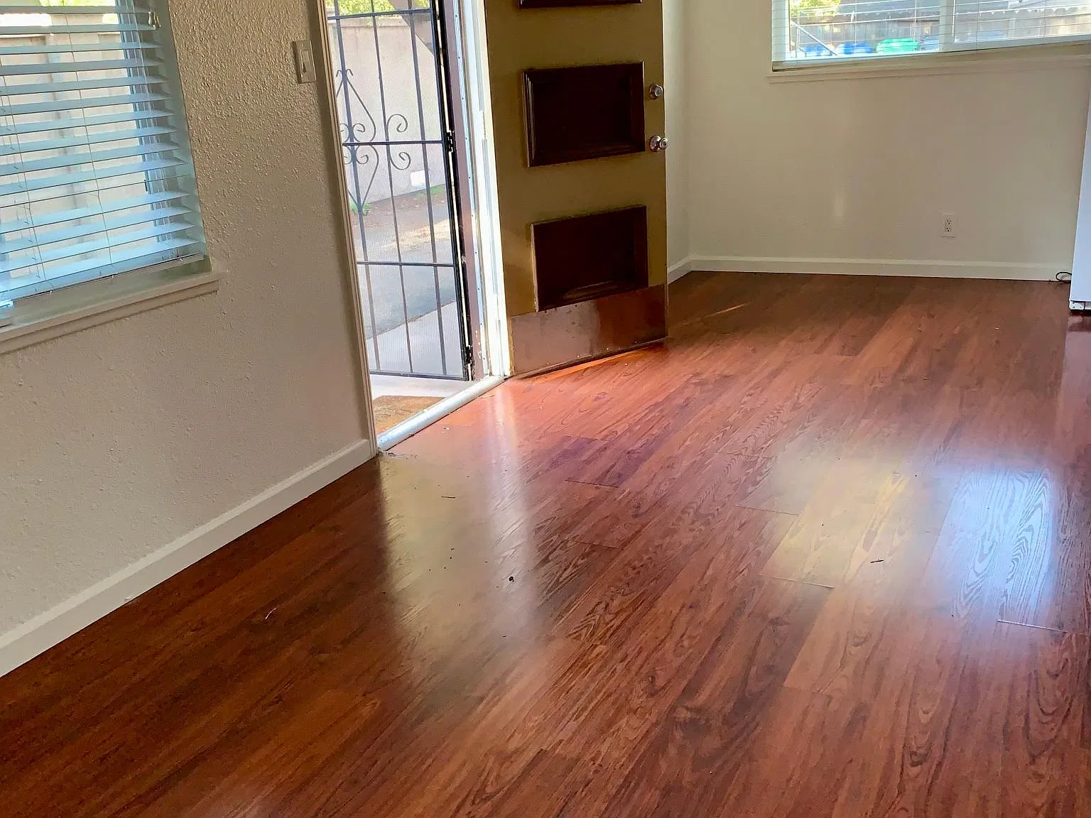 2 bed, $2,550 — Photo 2
