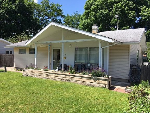 2nd image of 3127 Bentley Ln