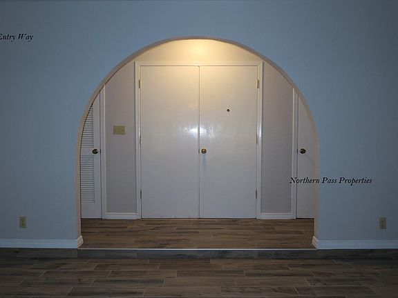3rd image of 5217 Ballinger Dr
