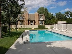 Community pool