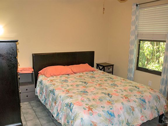 5th image of 1275 Redwood Ln APT F