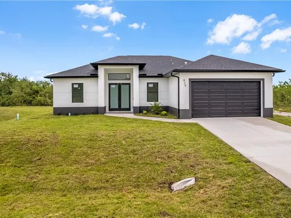 827 Frederick Reid ST E, LEHIGH ACRES, FL 33974