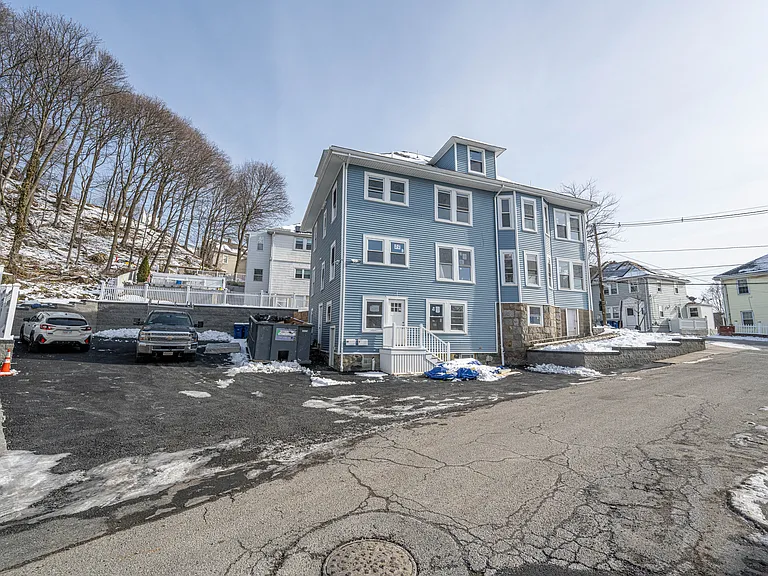 30 Campbell Ave #2 — Photo 16