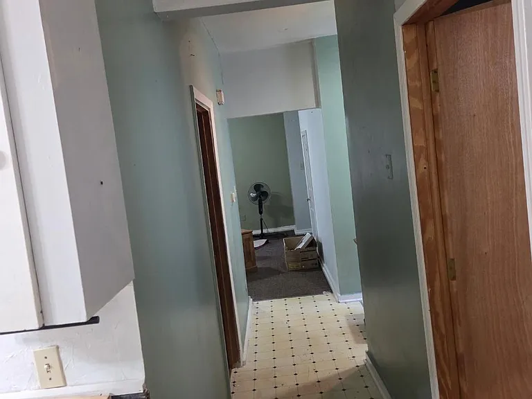 410 W Lapeer St #1 — Photo 1