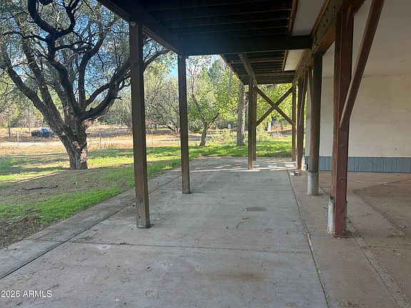5th image of 972 E ARMETTA Drive