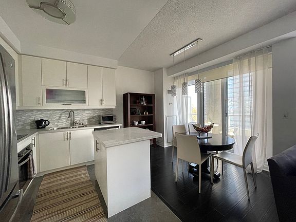 2nd image of 35 Balmuto St #2606
