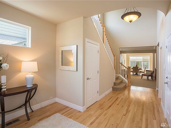3rd image of 3528 147th St SE