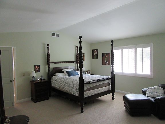 5th image of 5190 Bromely Dr
