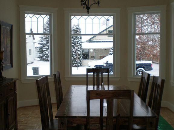 Bay window in formal dining 