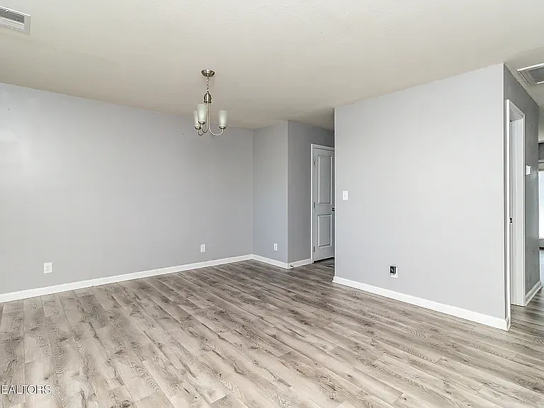 9420 Trout Lily Ln — Photo 18