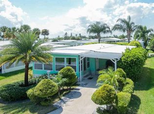 912 Wren Cir, Barefoot Bay, FL 32976