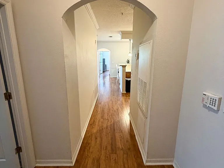 1257 SW 9th Rd #206 — Photo 2