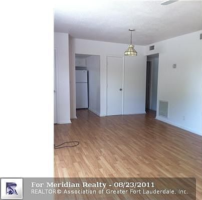 2nd image of 1913 NE 4th St APT 6