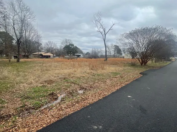 92 N 6th St, Humnoke, AR 72072