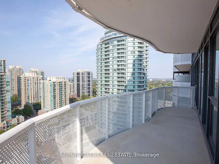 15 Holmes Ave #1704 — Photo 21