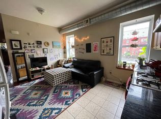 4238 Chestnut St APT 2R, Philadelphia, PA 19104