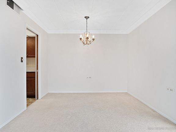 4th image of 5300 Walnut Ave APT 24E