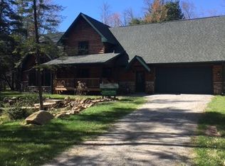 W6729 Aspen Ln, Crivitz, WI 54114