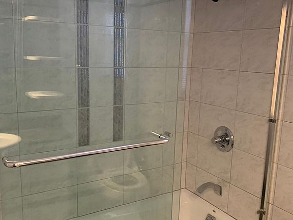 2nd image of 164-33 95th St Floor 1