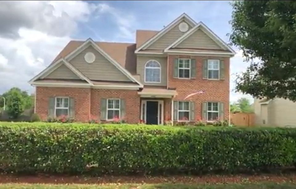 2nd image of 4420 Woodland Dr