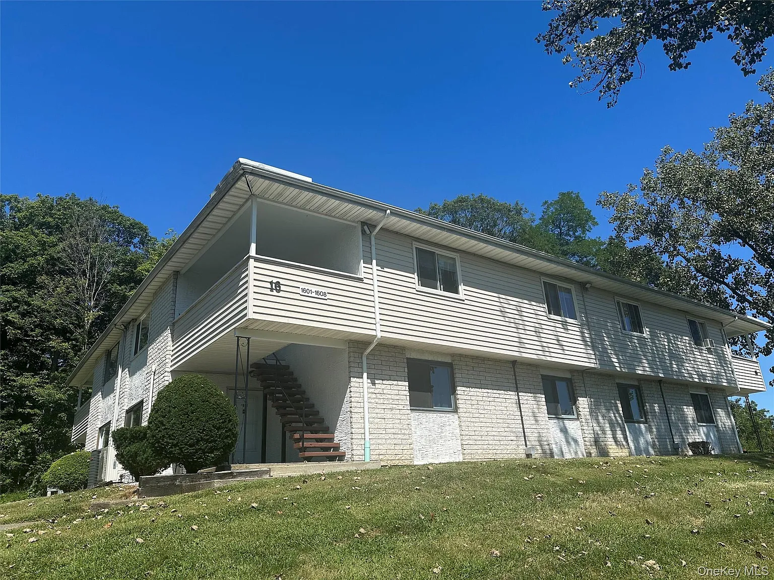 1605 Baldwin Lane #16E photo 1