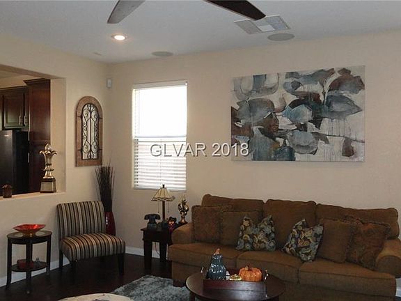 5th image of 11014 Mountain Willow St