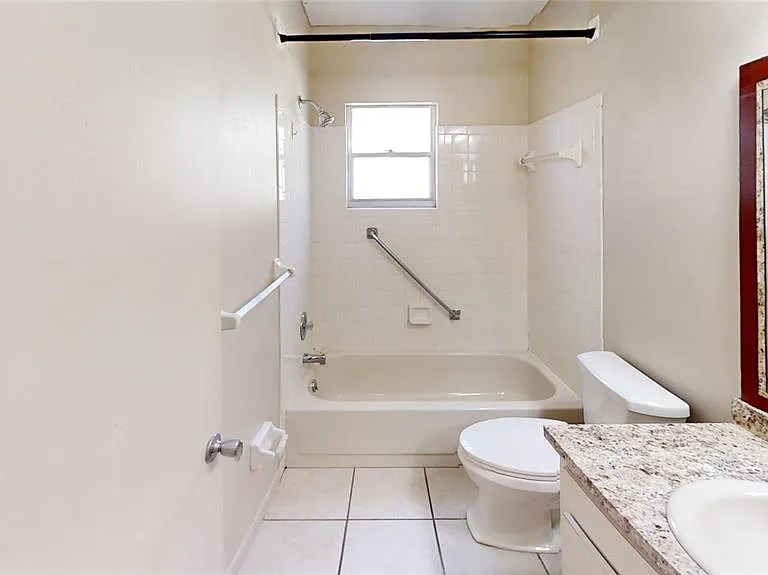 8625 SW 94th St #A — Photo 17
