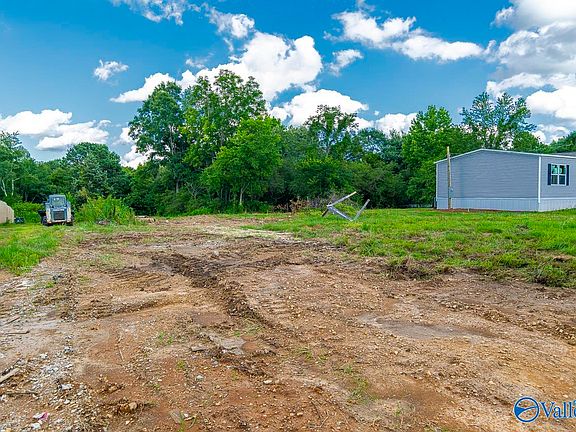 3rd image of 1641 Scott Rd