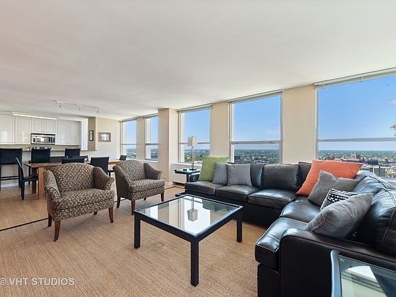 5th image of 2626 N Lakeview Ave APT 2812
