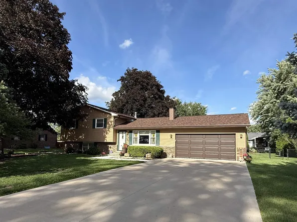 2963 Lincoln Park Dr, Galesburg, IL 61401