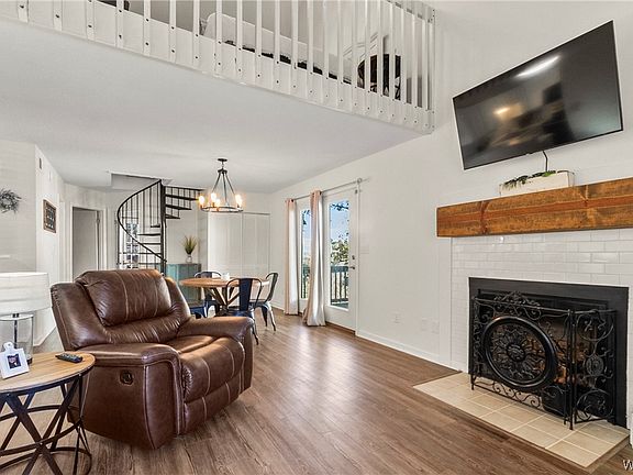 5th image of 2932 Robinwood Ln