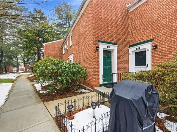 4 Fieldstone Drive #60, Hartsdale, NY 10530