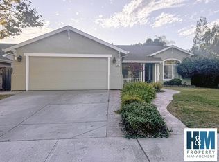 941 Talbot Dr, Hollister, CA 95023