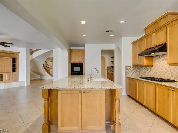 1228 Olivia Pkwy, Henderson, NV 89011