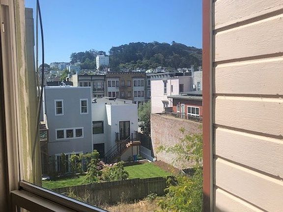 5th image of 1331 Grove St