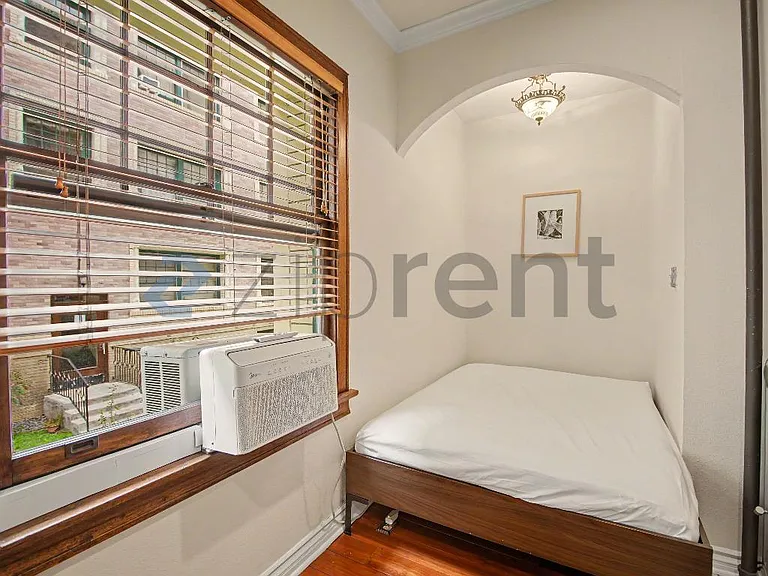2121 James M Wood Blvd #120 — Photo 4