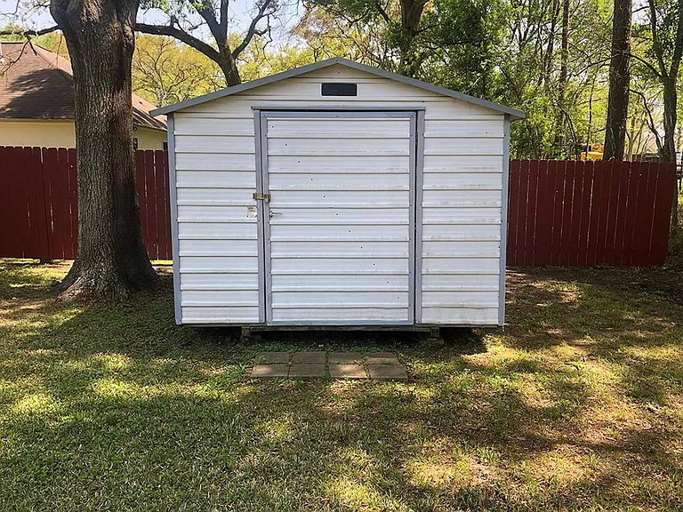 10' x 12' Storage building.