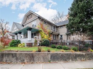 14809 Hilliard Rd, Lakewood, OH 44107